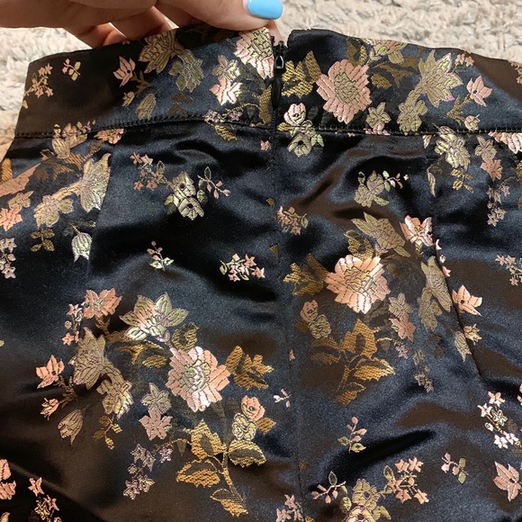 Pattern skirt - Picture 3 of 6